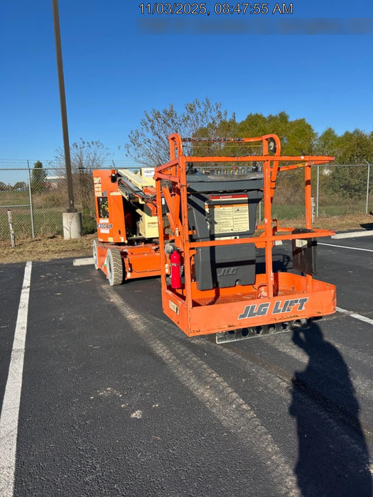 2019 JLG E300AJP