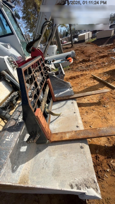 2022 ARROW MATERIAL HANDLING 72" Pallet Forks - Arrow