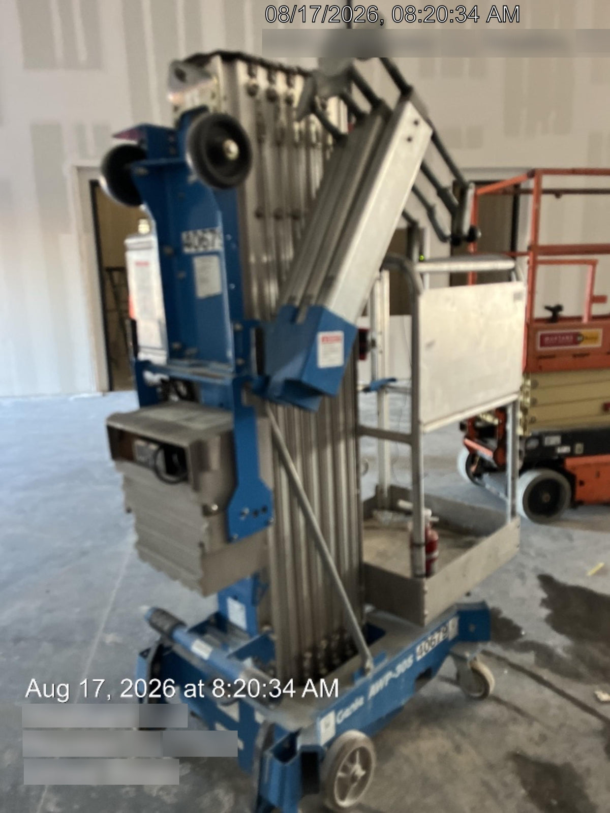 2019 GENIE AWP-30S