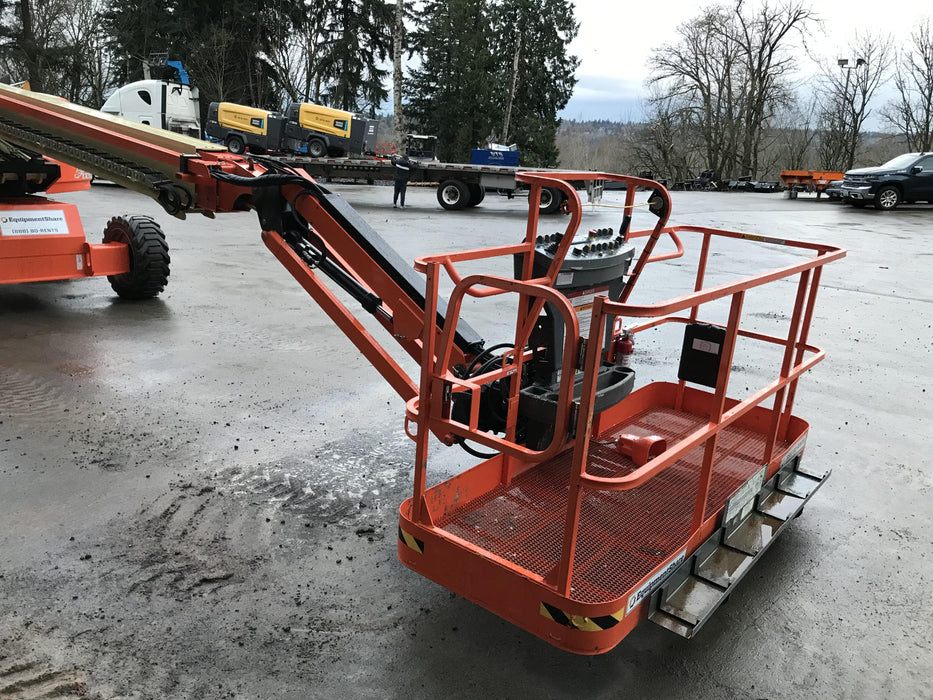 2020 JLG 660SJ