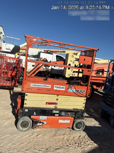 2021 JLG ES1932