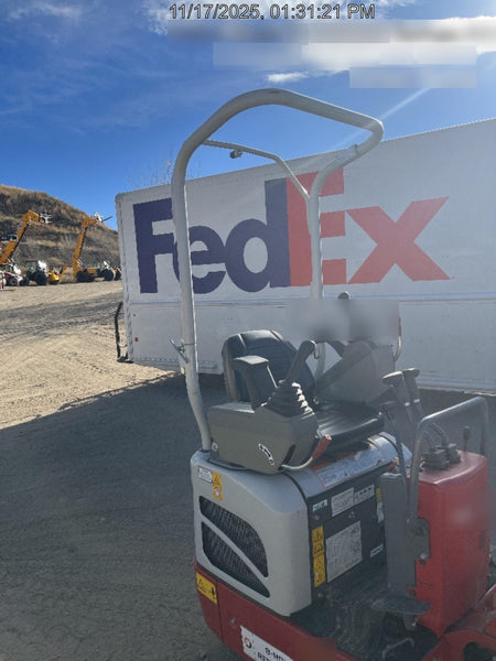 2023 TAKEUCHI TB210R