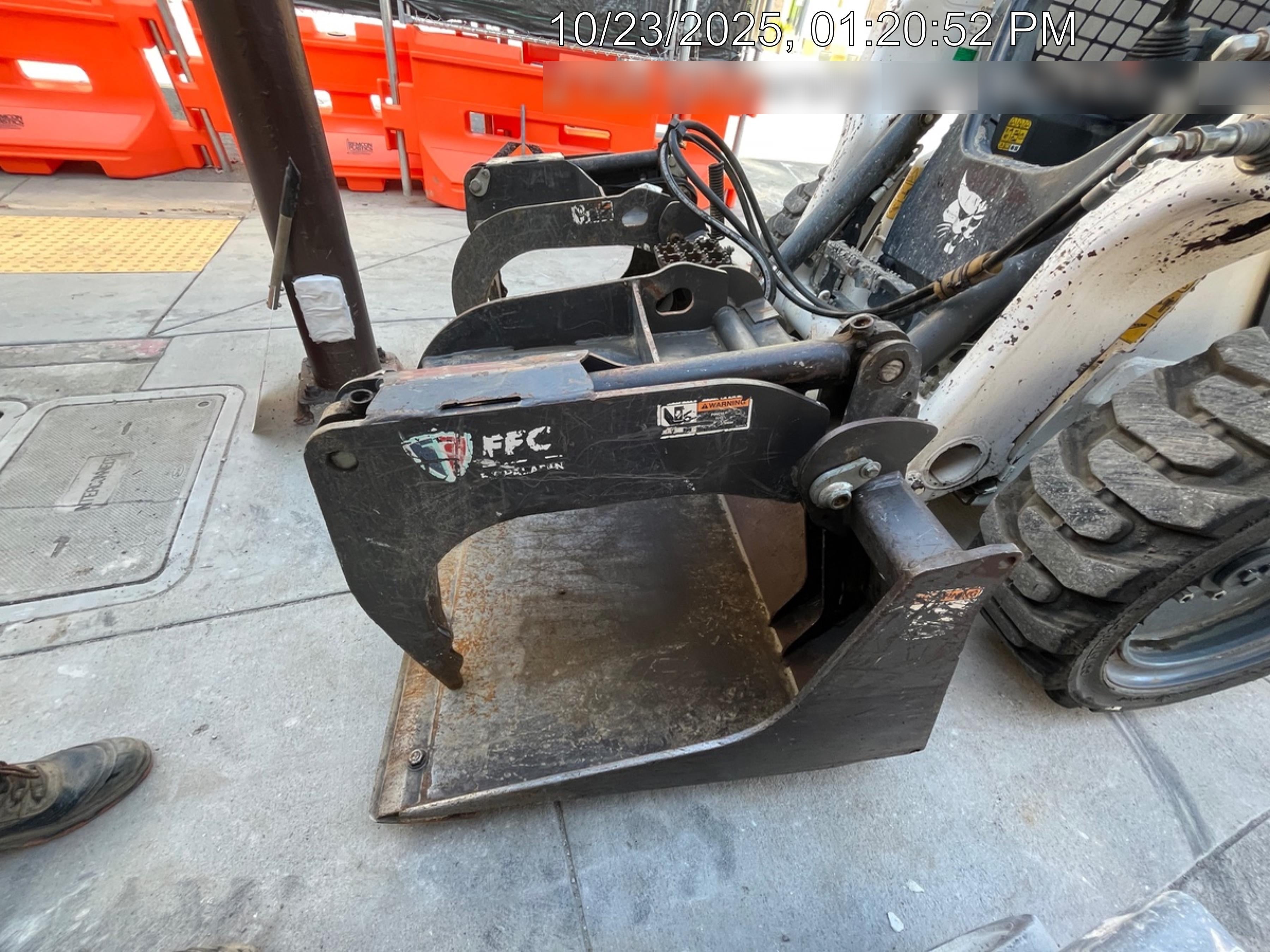 2019 PALADIN 76" Scrap Grapple Bucket - Paladin