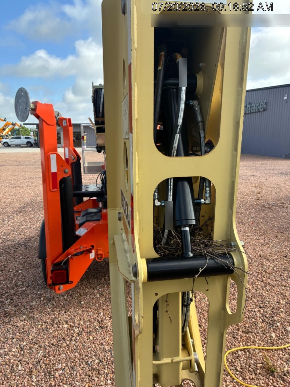 2025 JLG T500J