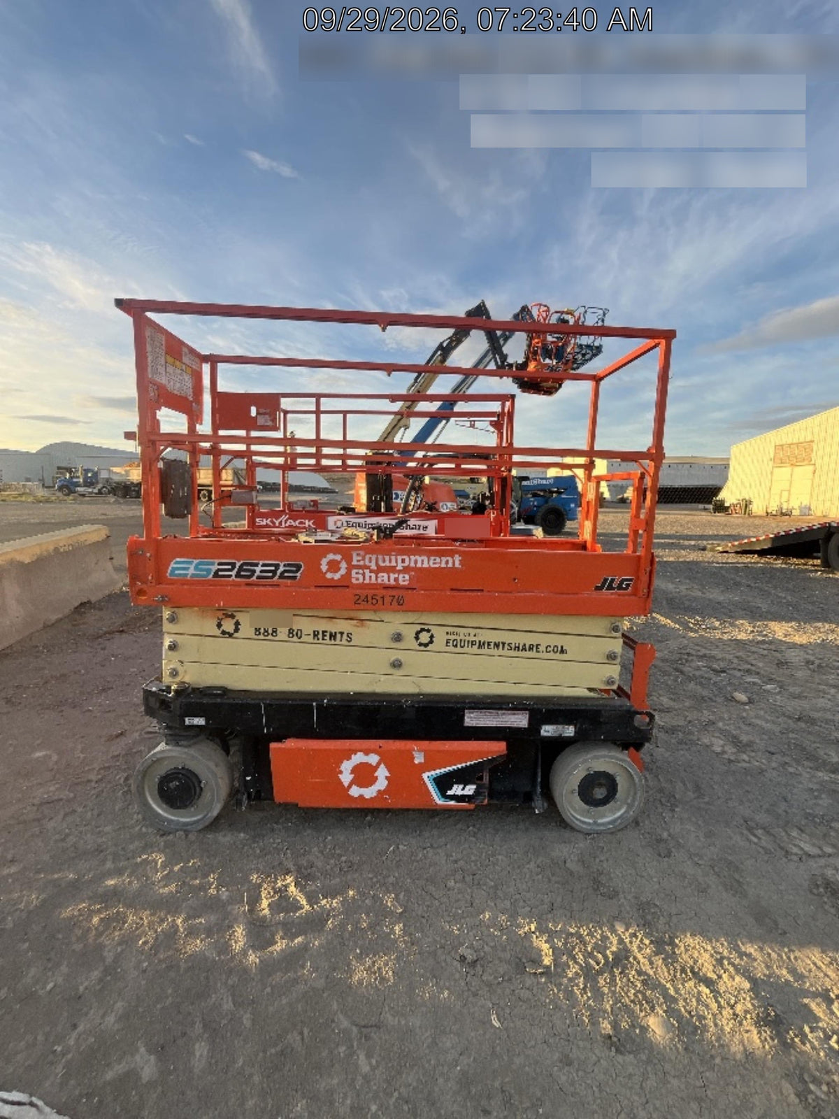 2022 JLG ES2632