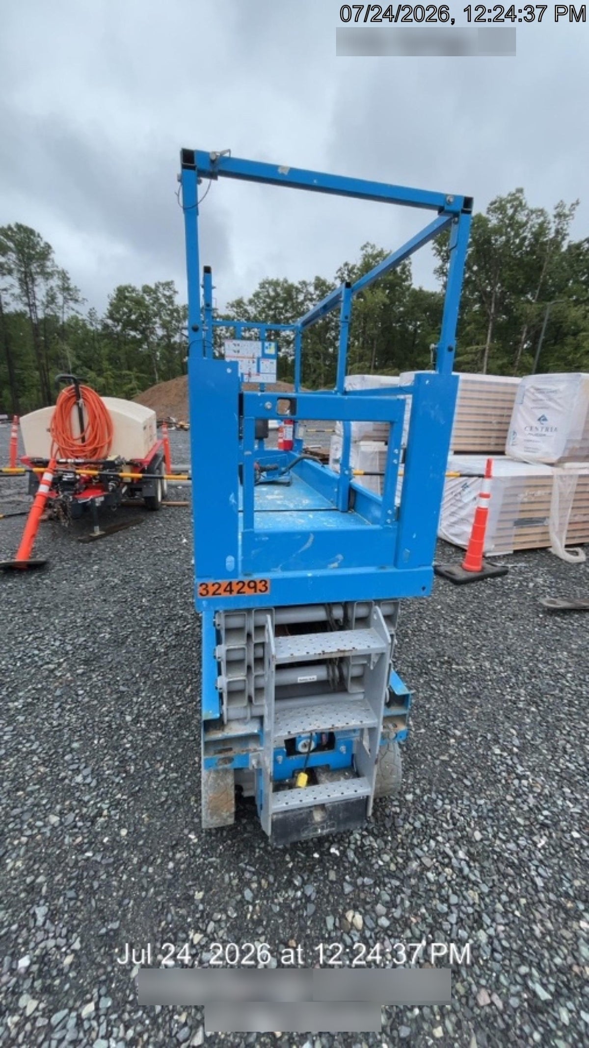 2023 GENIE GS-2632