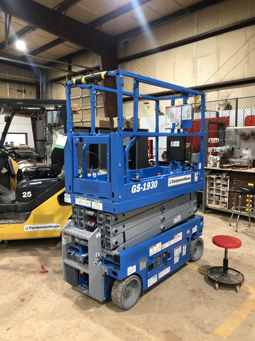 2020 Genie GS-1930 Solid Non Marking Tires, Beacon, Folding rails with half height swing gate