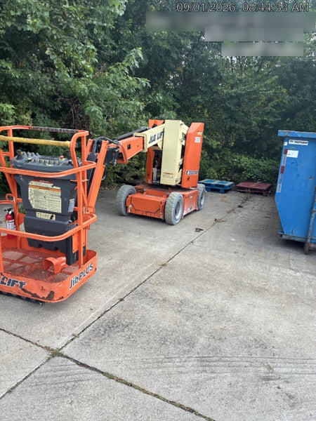 2019 JLG E300AJP