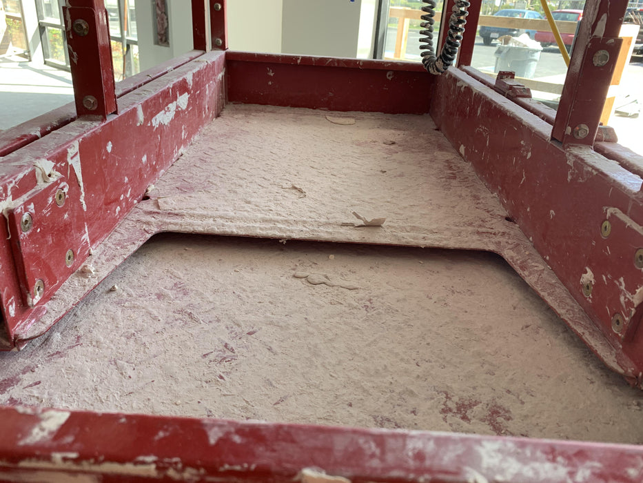 2020 MEC 1330SE Solid NM Tires, Steel Swing out Doors, LCS, Beacon, 900W Inverter