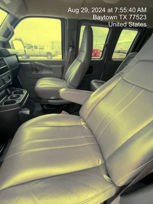 2023 CHEVROLET Express Van - Rental