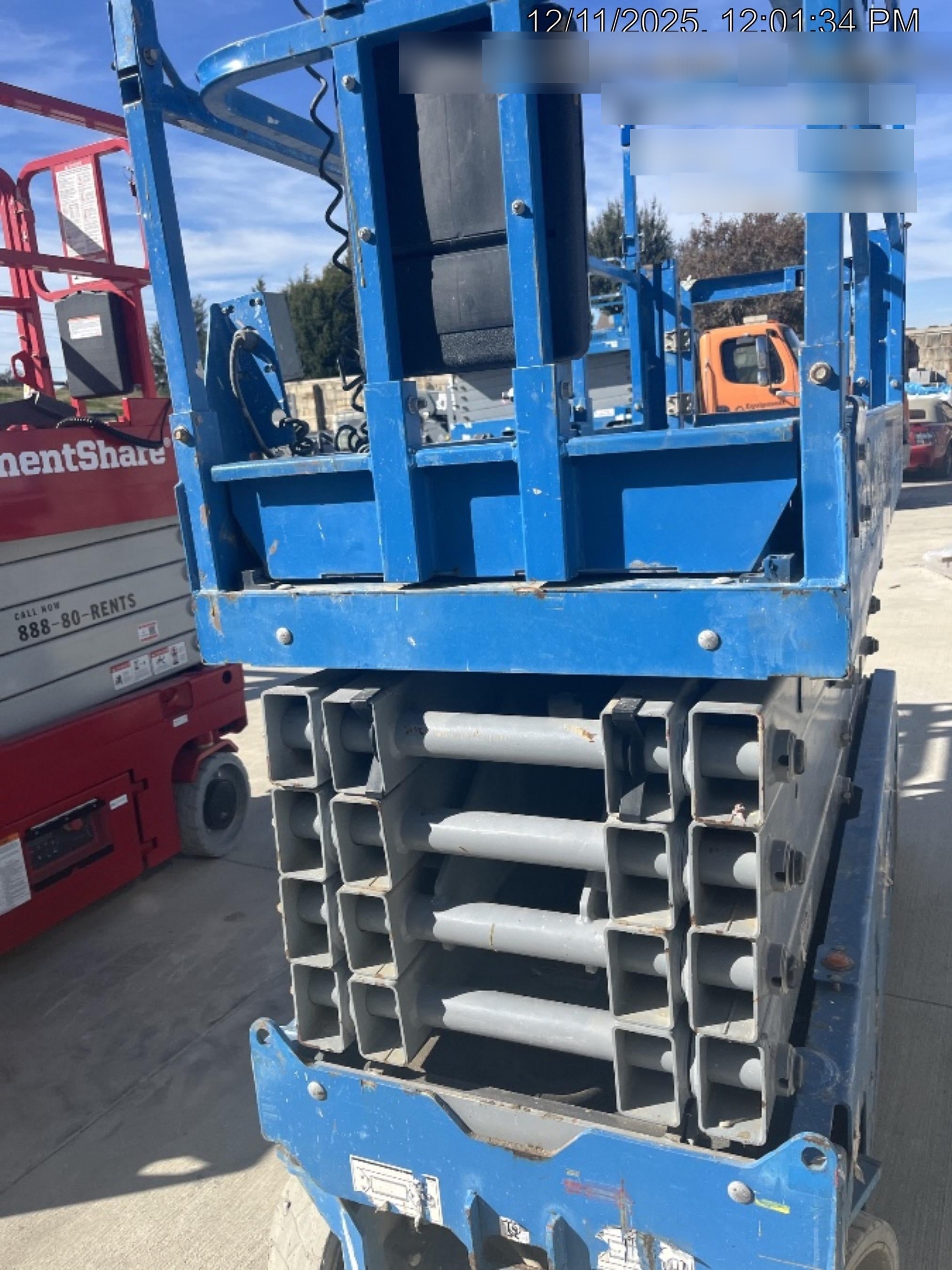 2018 GENIE GS-3232