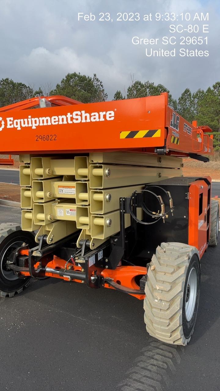 2023 JLG RT4394