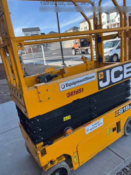 2023 JCB S1930E