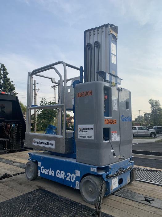 2021 GENIE GR-20