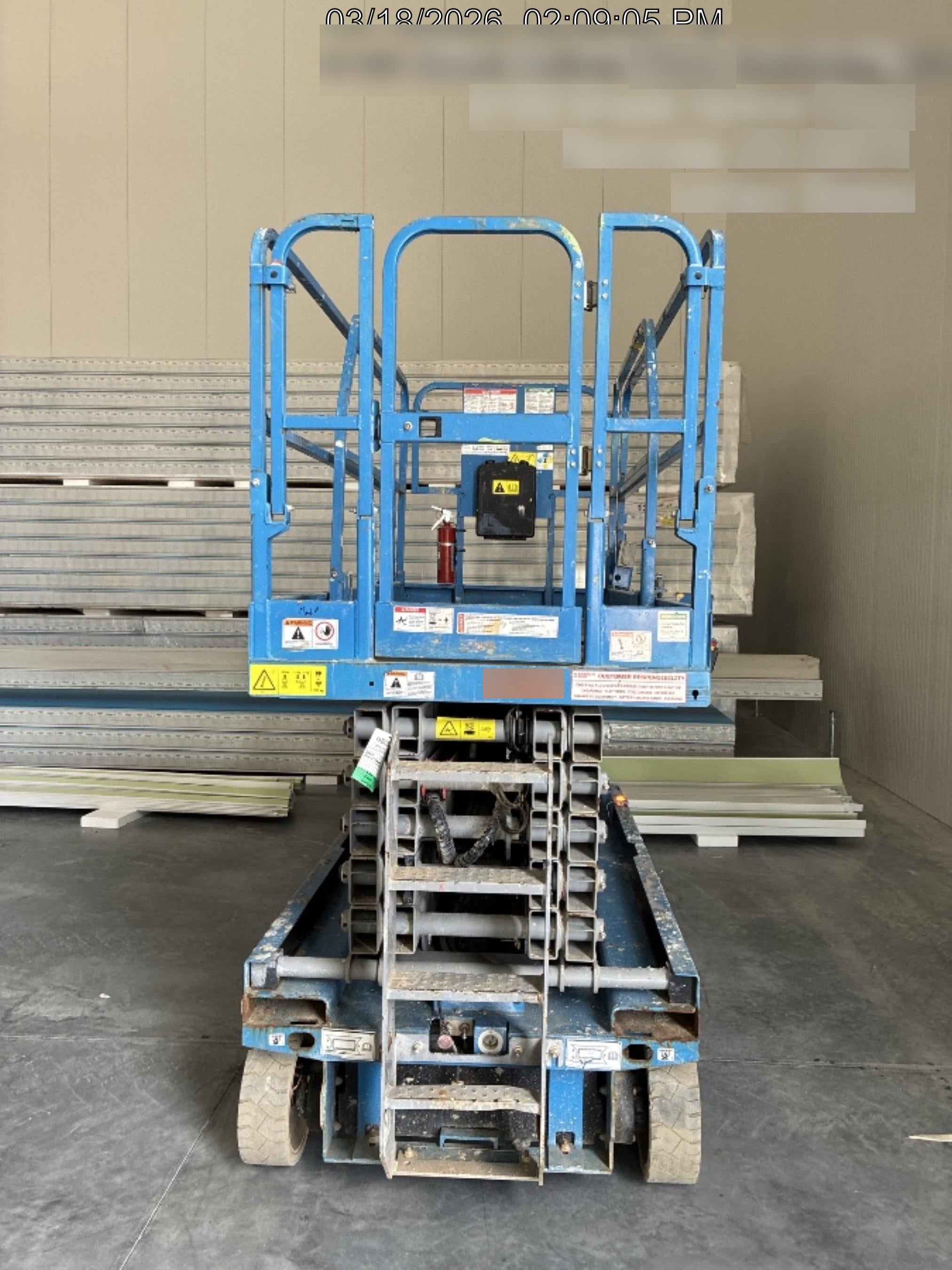2019 Genie GS-4047 Folding rails with half height swing gate