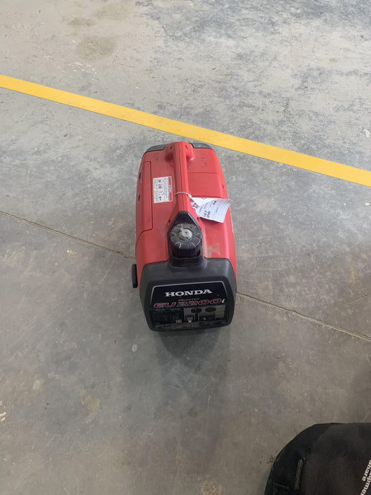 2019 HONDA EU2200i