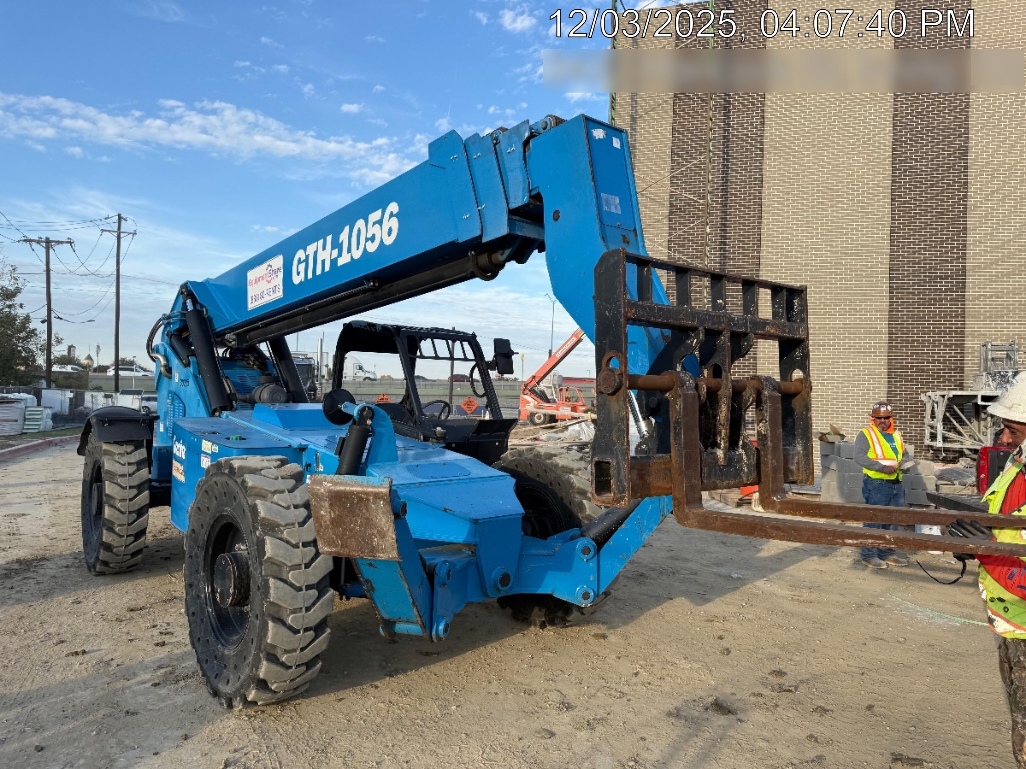 2017 GENIE GTH-1056