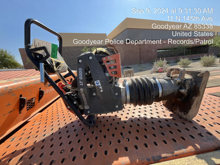 2024 HUSQVARNA LT6005