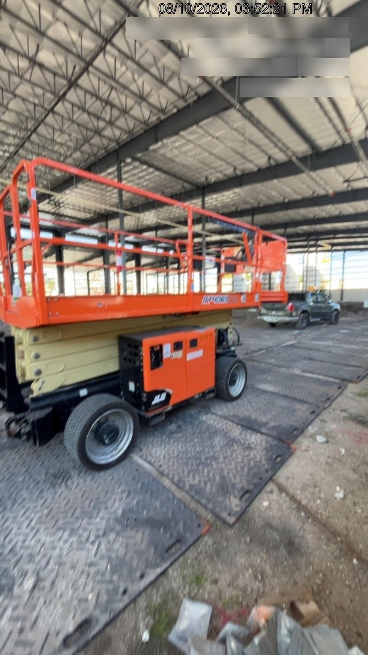 2022 JLG RT4069