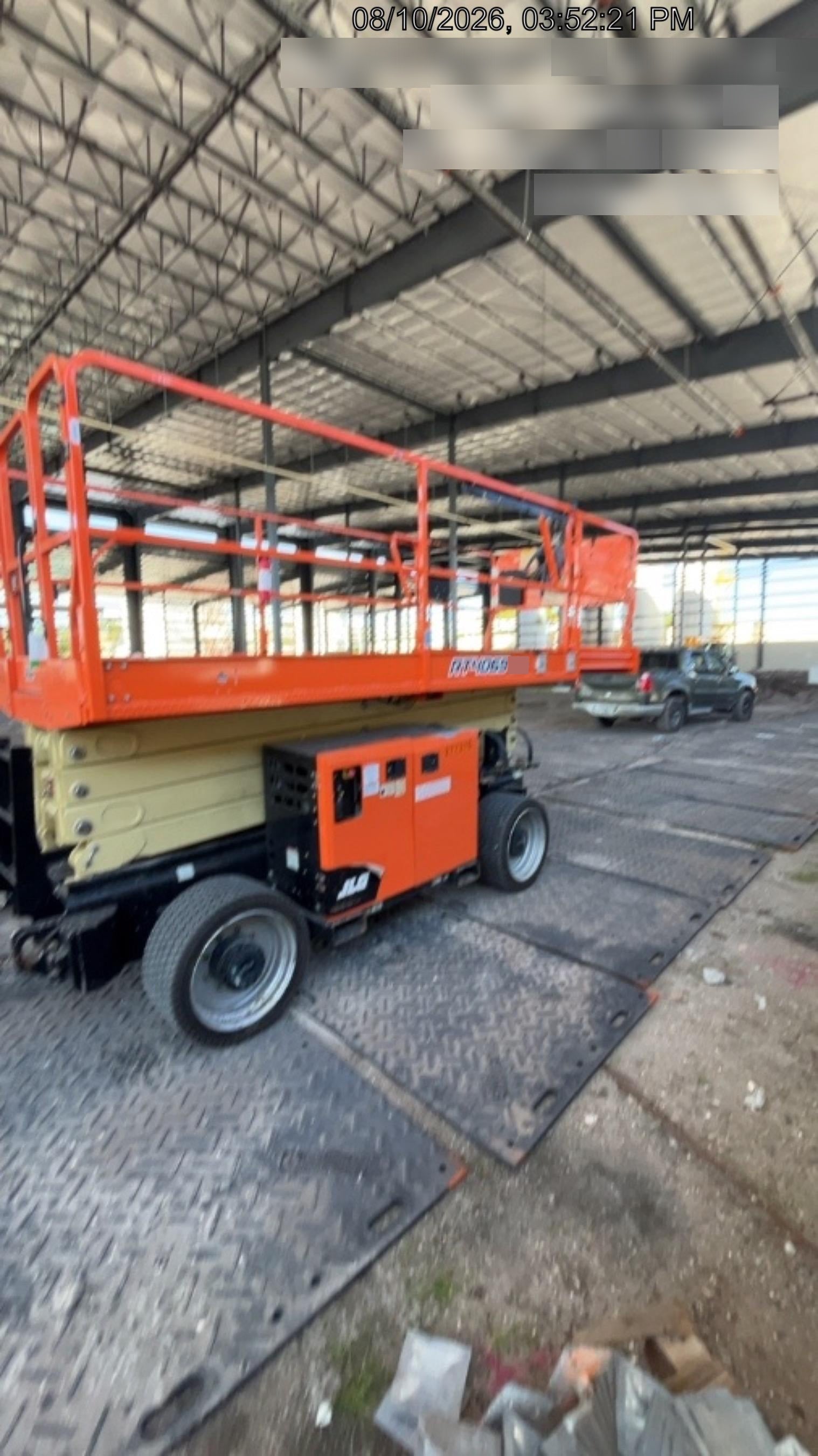 2022 JLG RT4069
