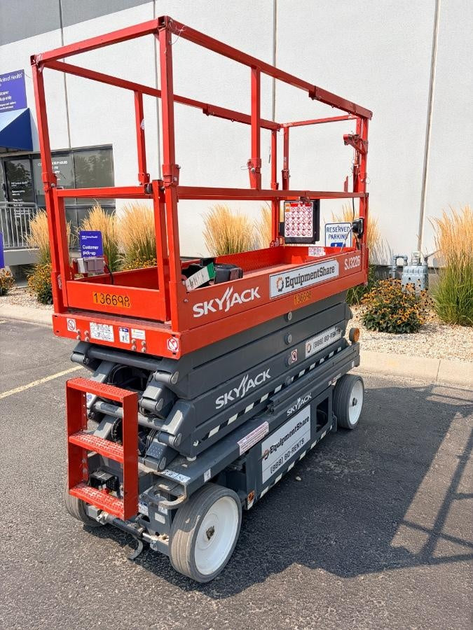 2021 SKYJACK SJ3226