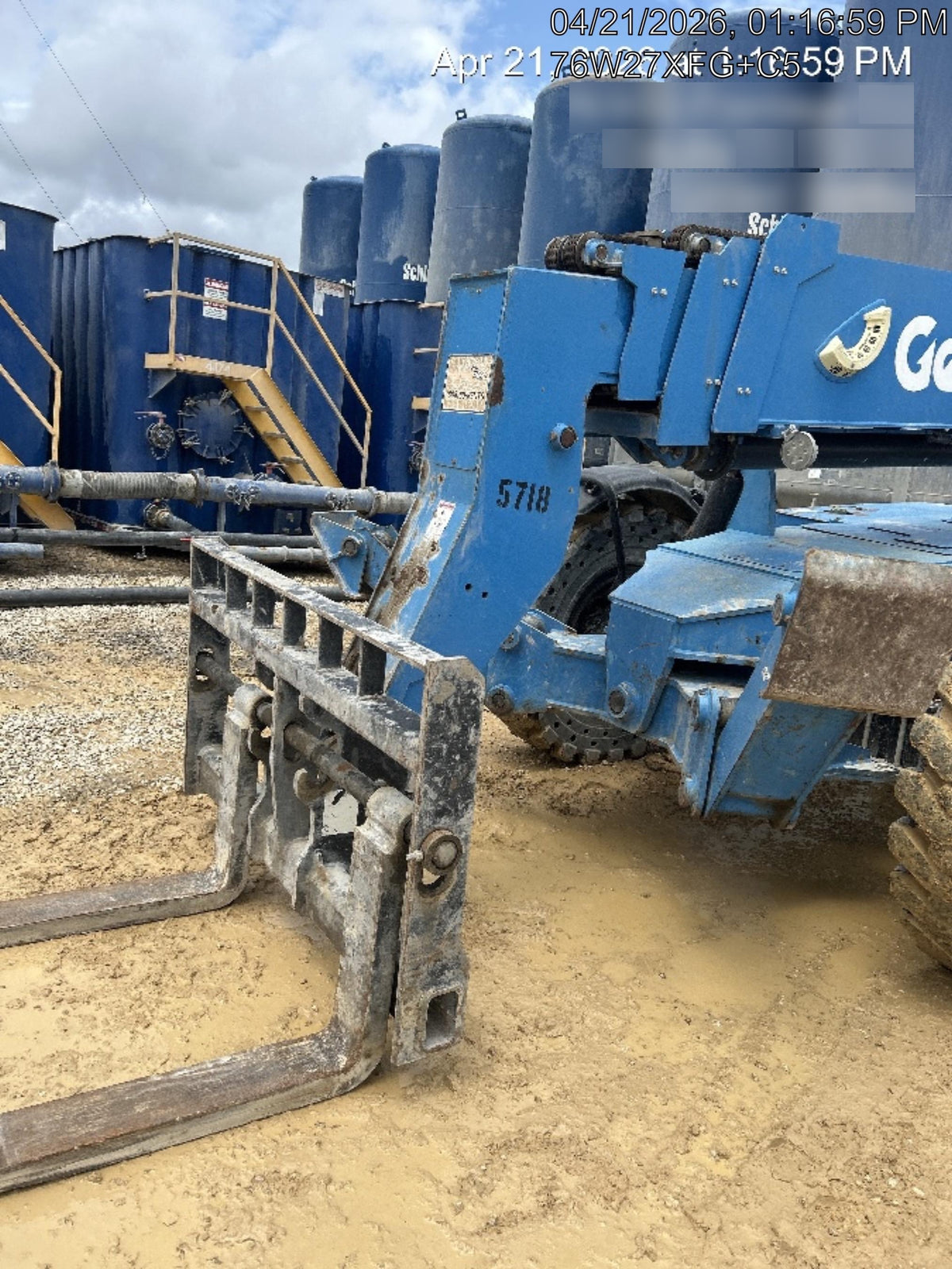 2017 GENIE GTH-1056