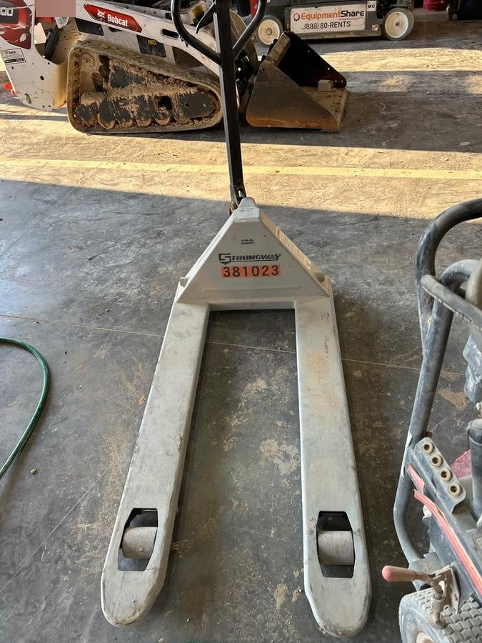 2023 STRONGWAY 5500 lb Pallet Jack
