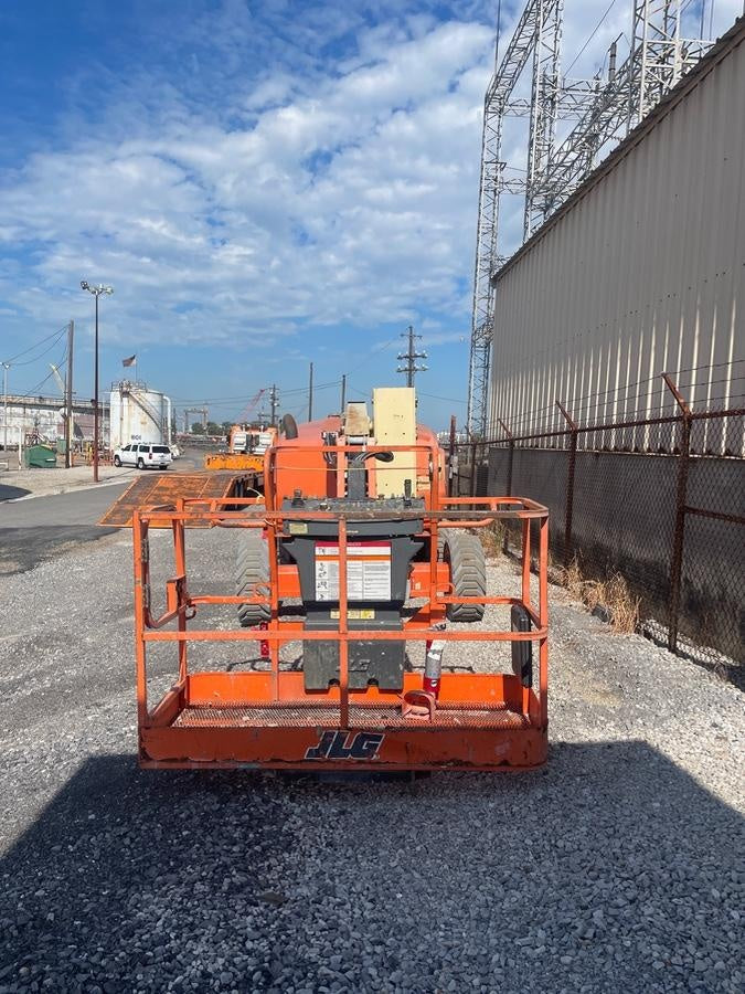 2019 JLG 450AJ