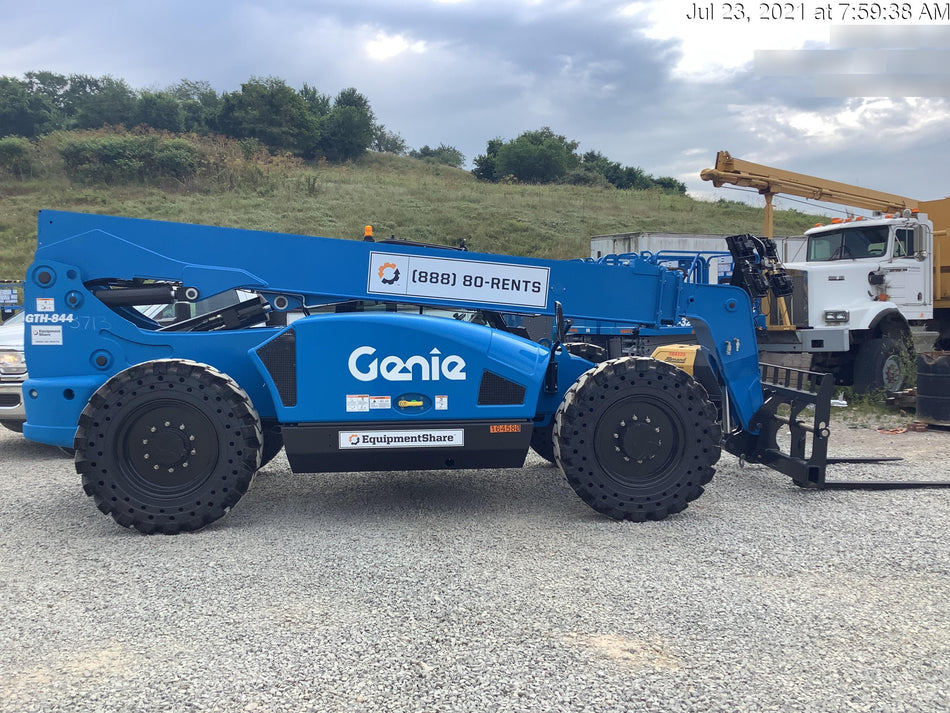 2021 GENIE GTH-844