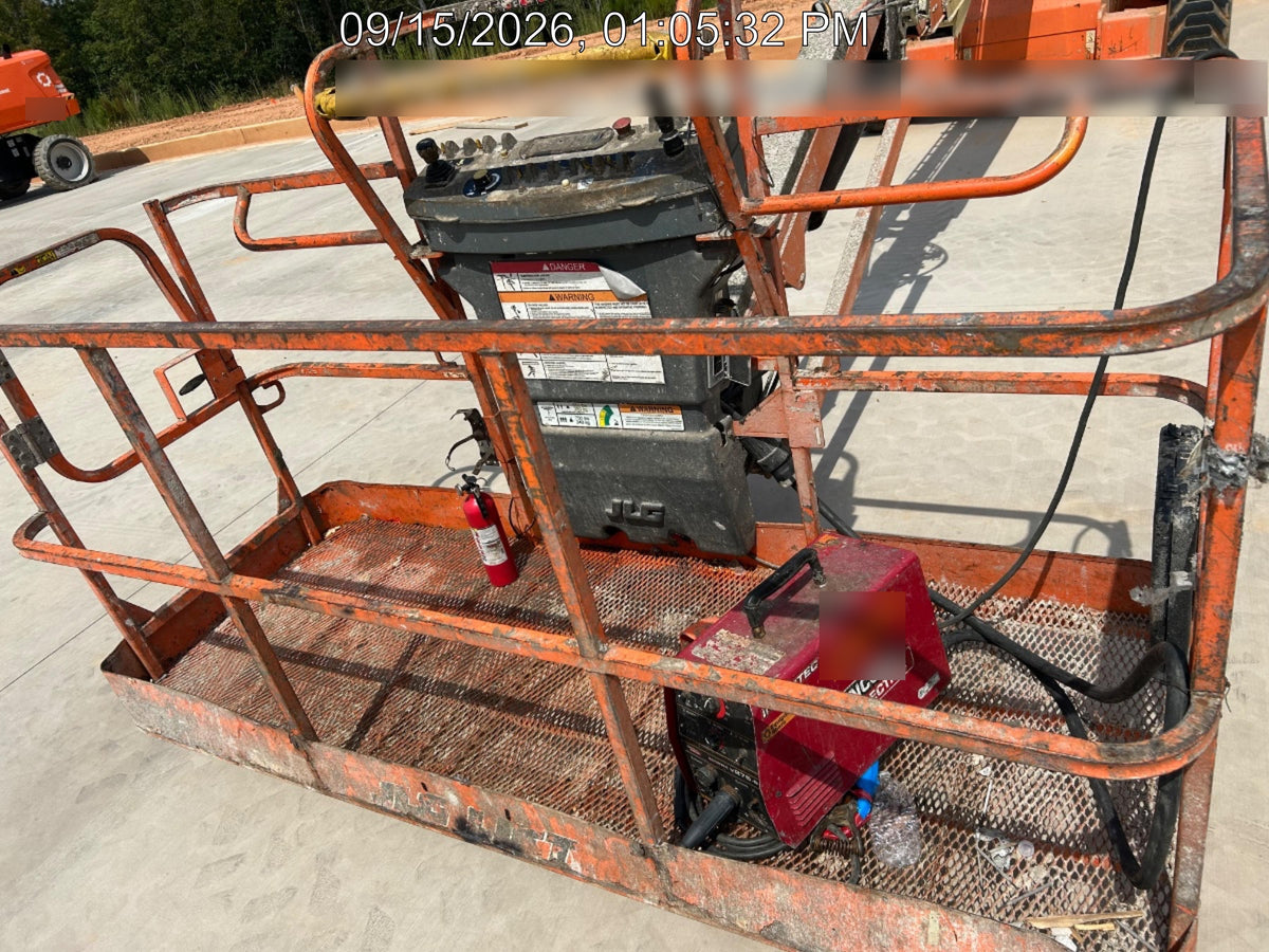 2019 JLG 660SJ