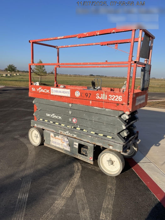 2016 Skyjack SJIII-3226 26' Scissor Lift