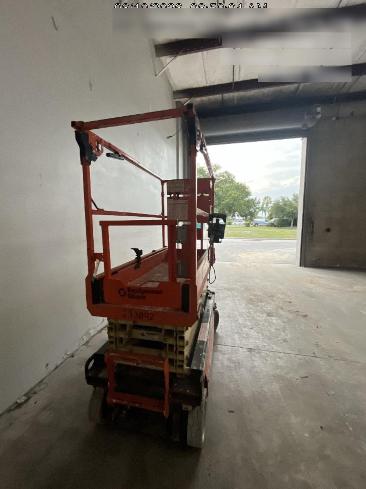 2022 JLG ES1932