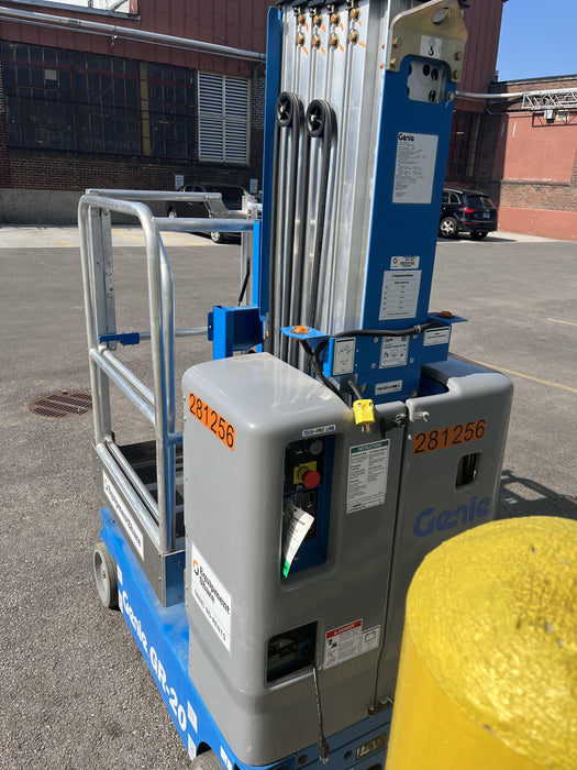 2022 GENIE GR-20