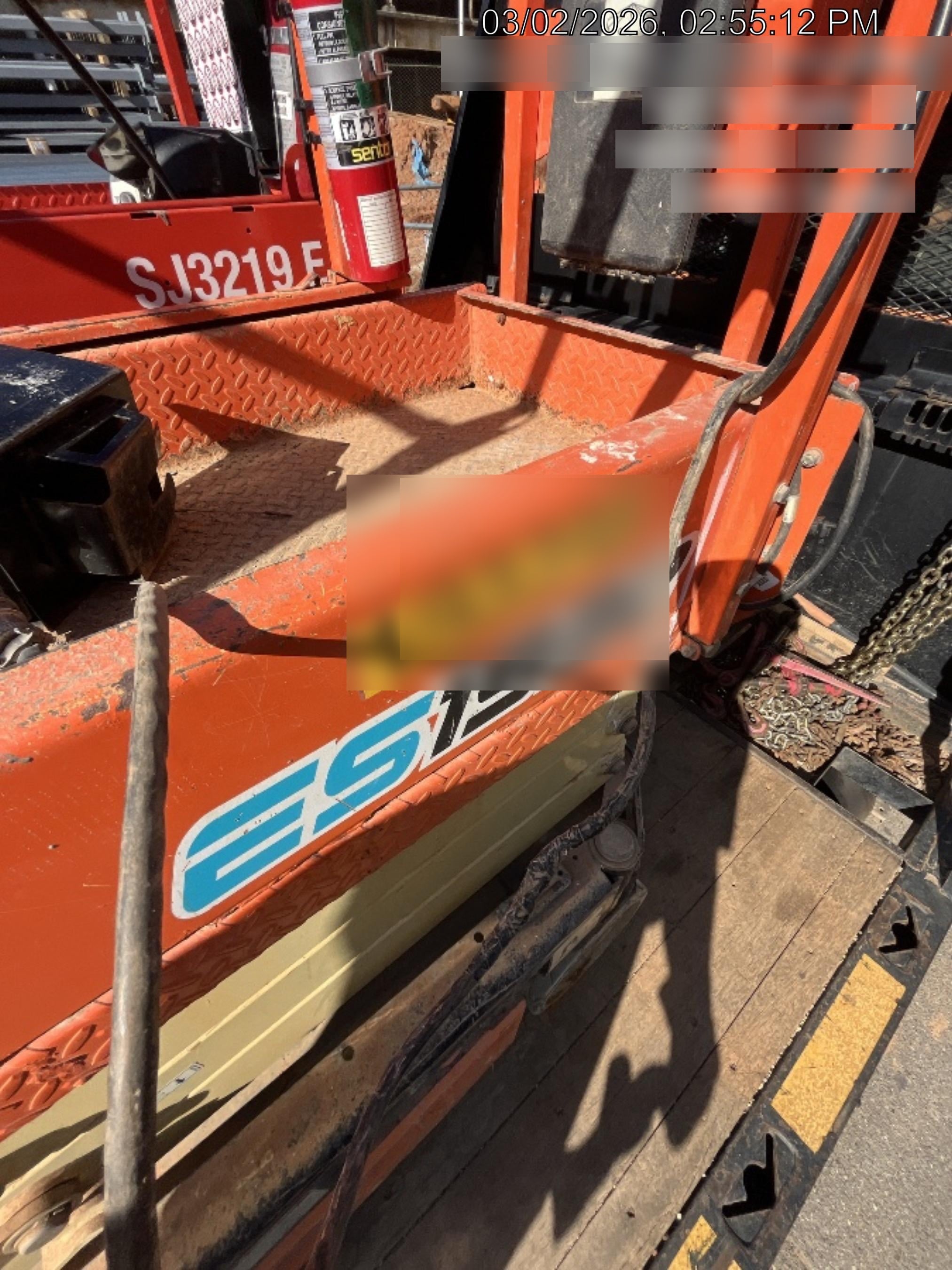 2021 JLG ES1932