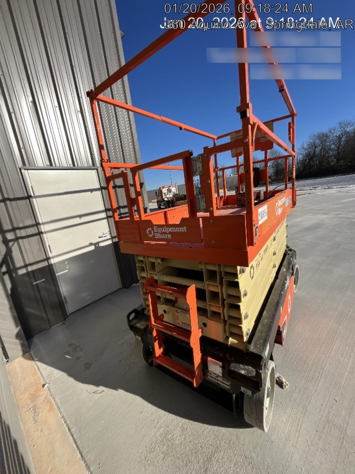 2022 JLG ES3246