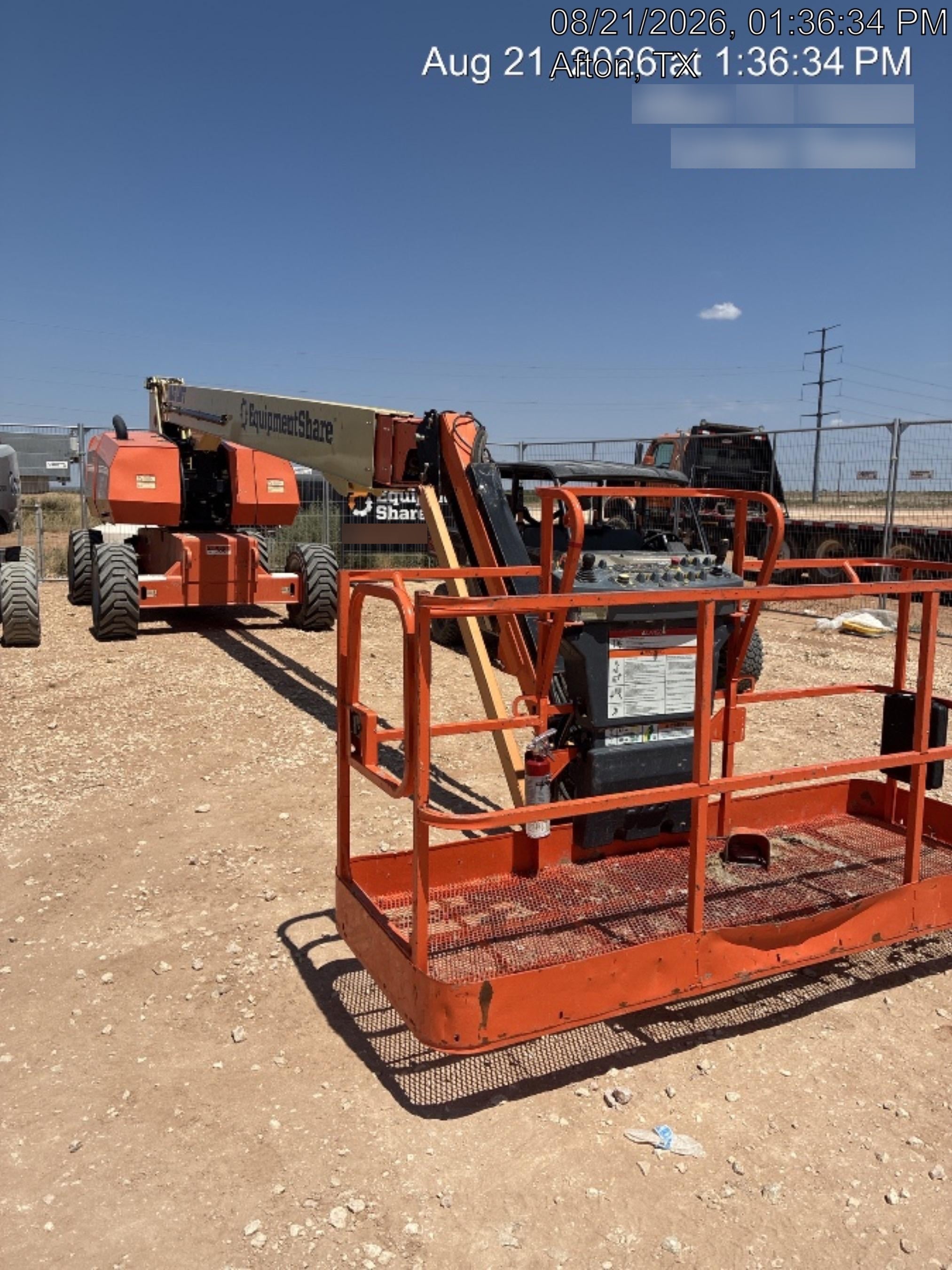 2022 JLG 860SJ
