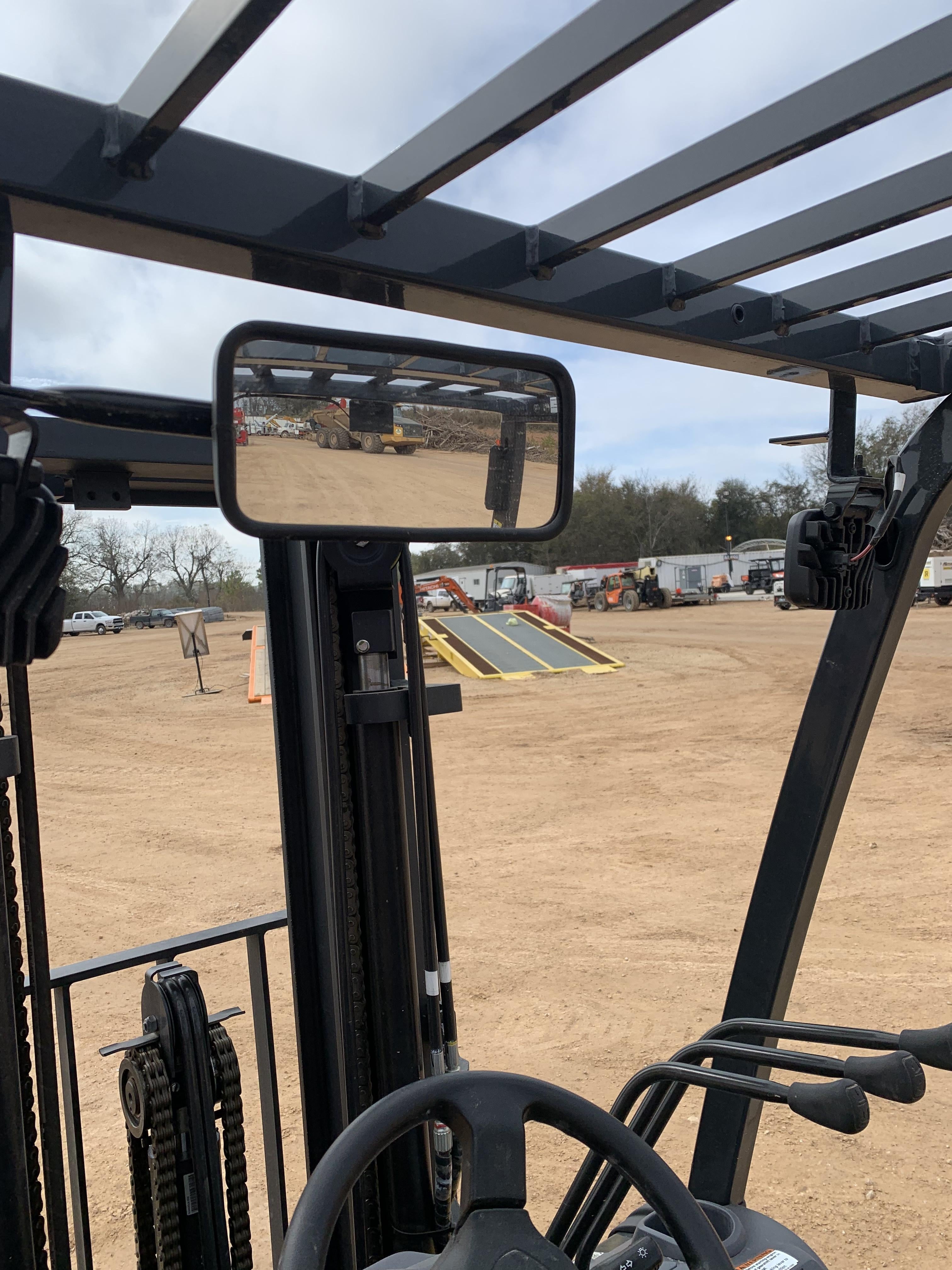 2021 KOMATSU FG25T-16