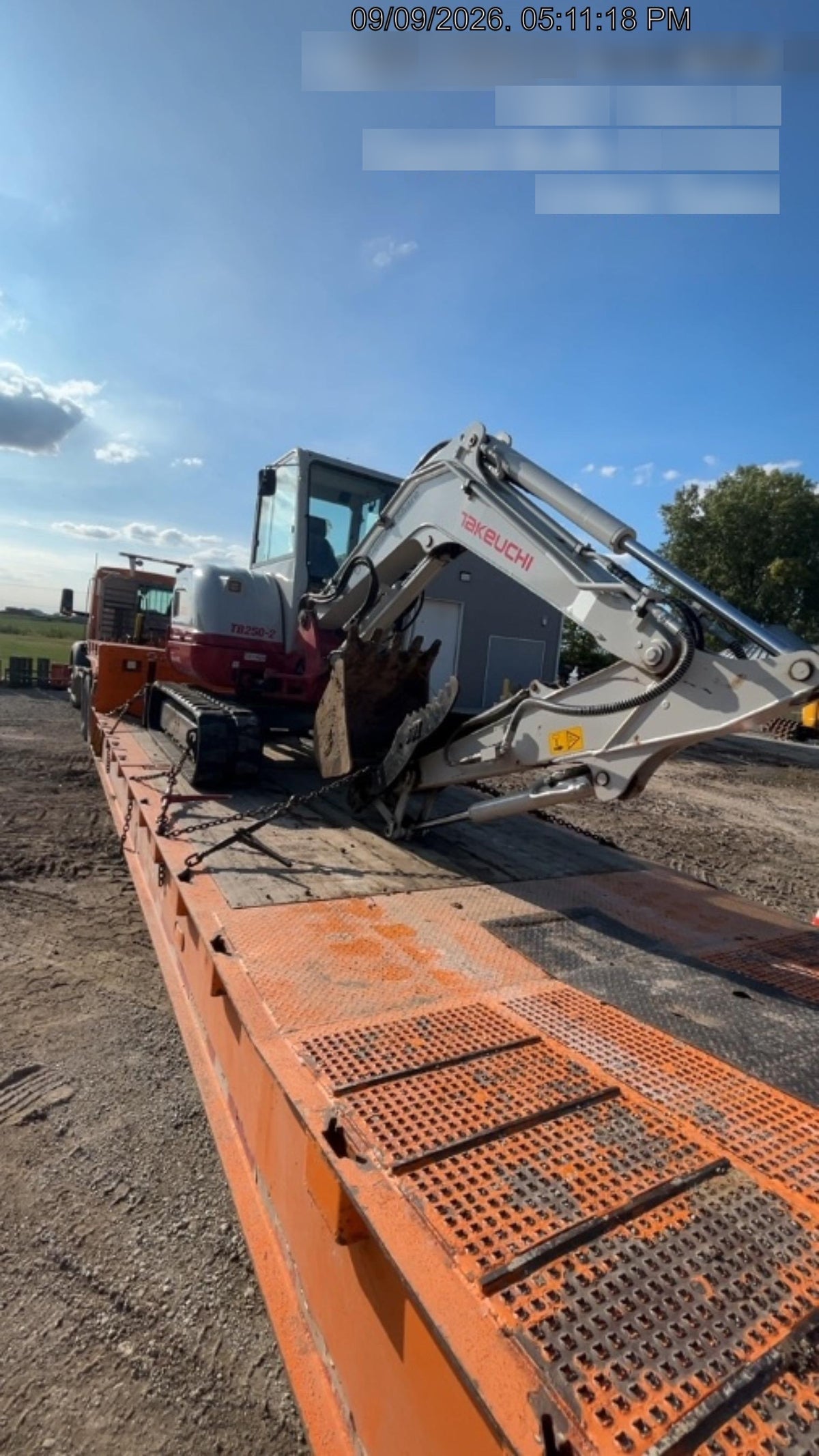 2025 TAKEUCHI TB250-2CR