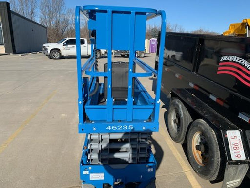 2019 Genie GS-1930 Fixed rails with chain Entry