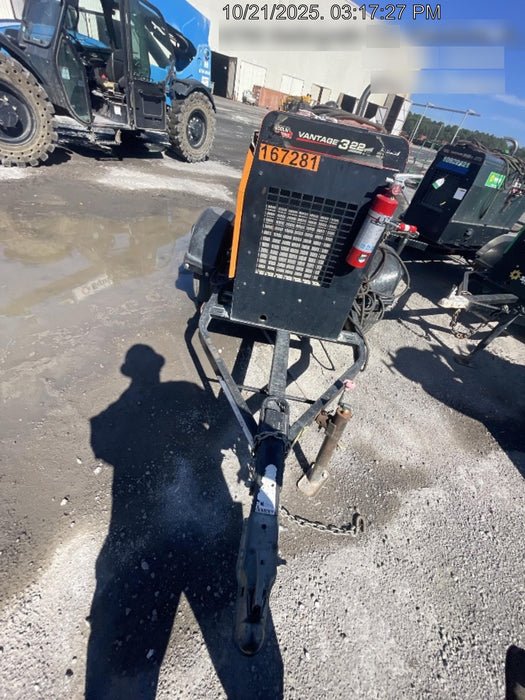 2021 Lincoln Electric Vantage 322 Vantage 322 Ready Pak 3 w/ Decals, ORANGE (includes trailer, cable rack, fender light kit) NO Telematics