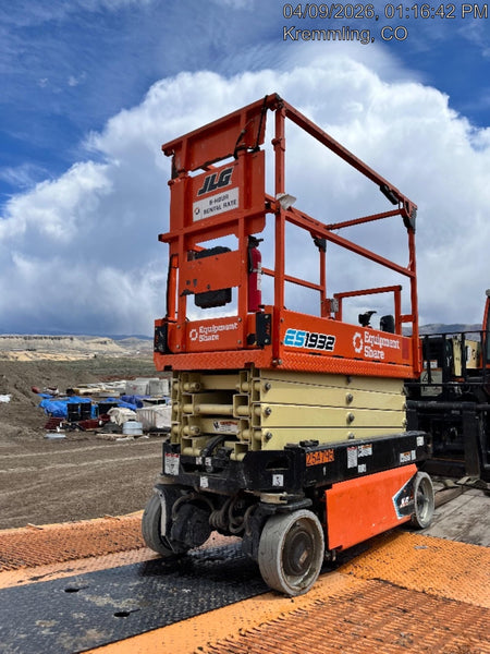 2022 JLG ES1932