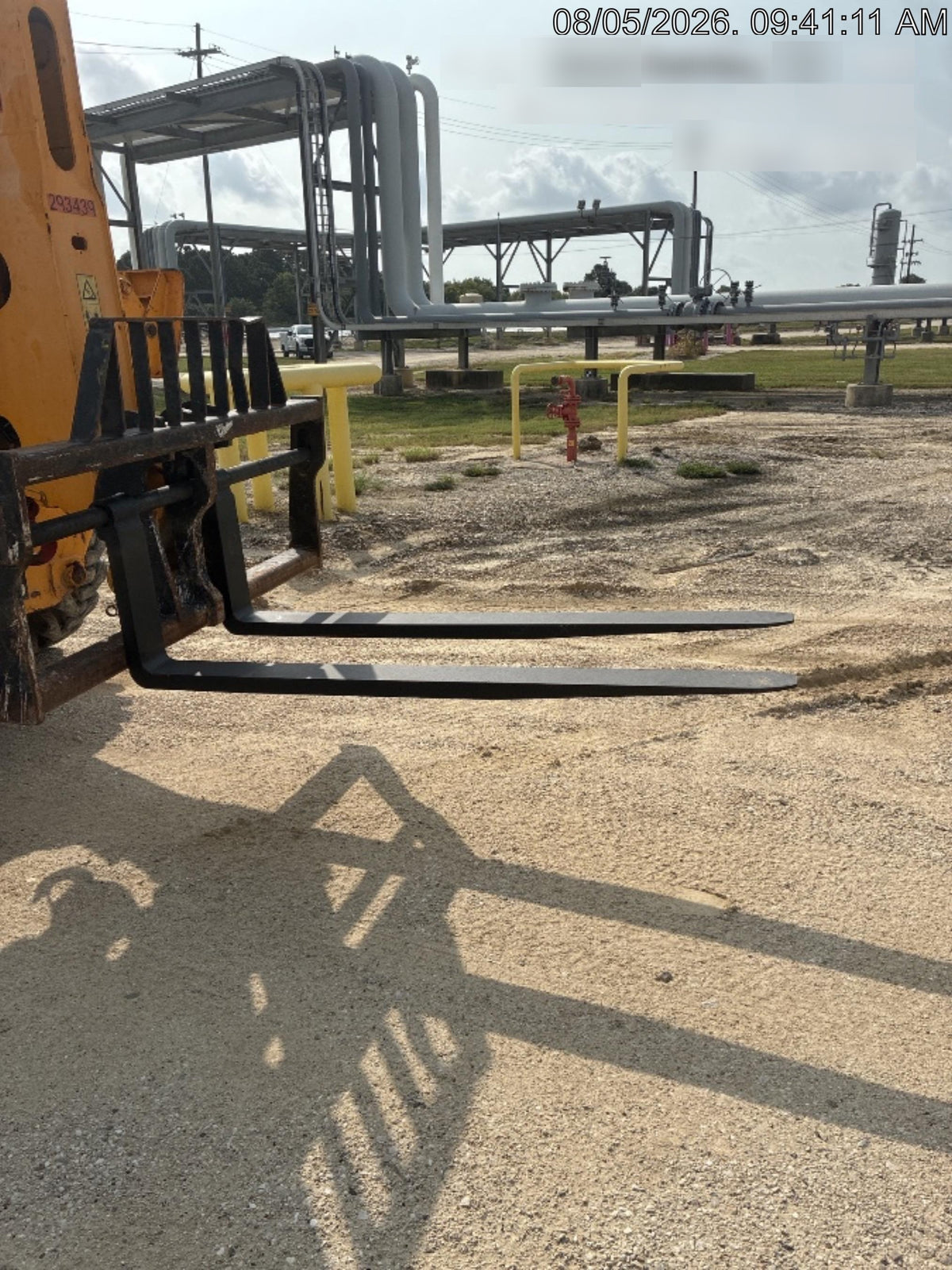 2023 JCB 510-56