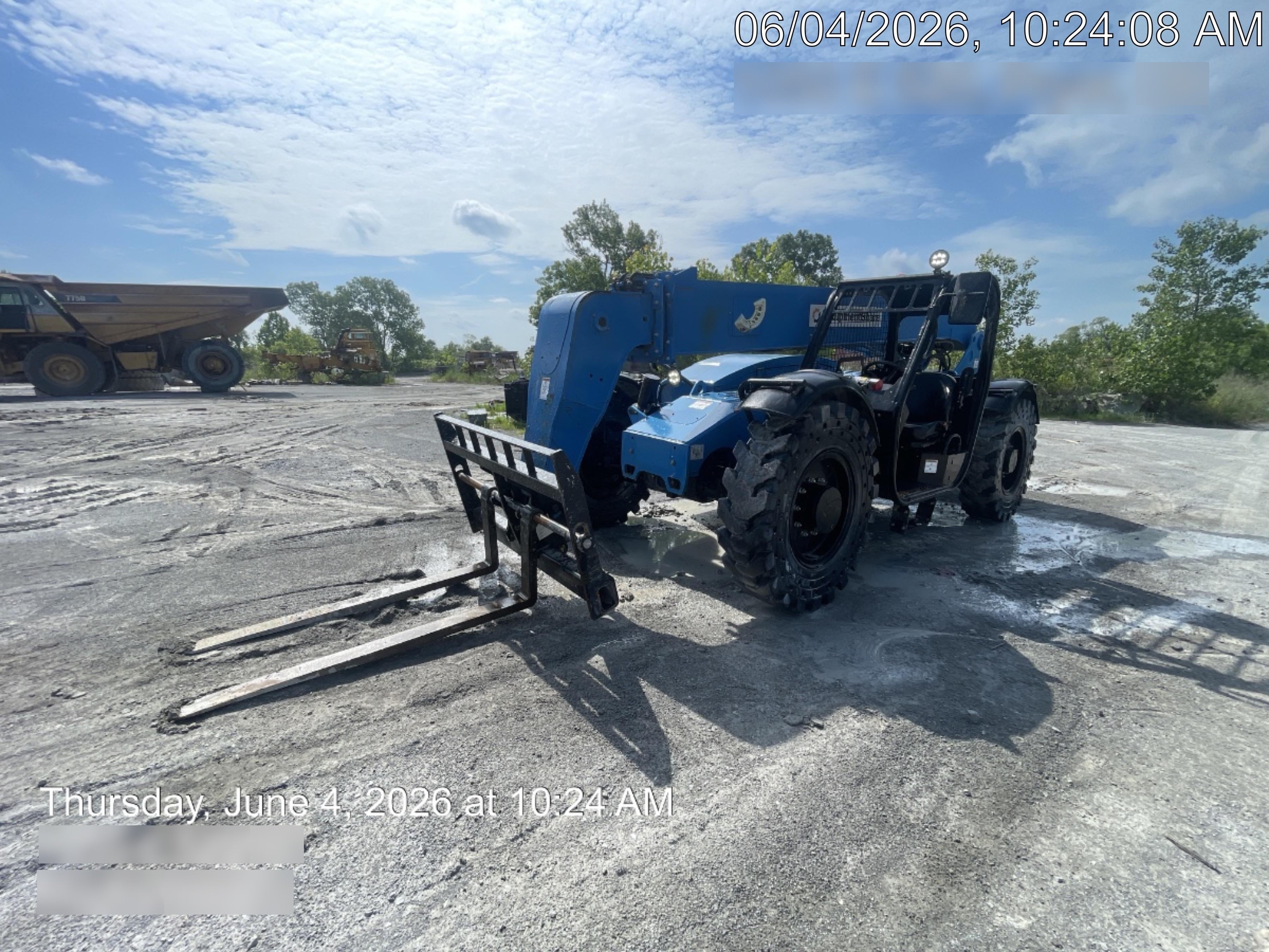 2018 Genie GTH-844 Genie GTH-844 w/ROPS, Work Lights, Solid Tires, RH Cab Mesh, Beacon, 60" Carriage and Forks
