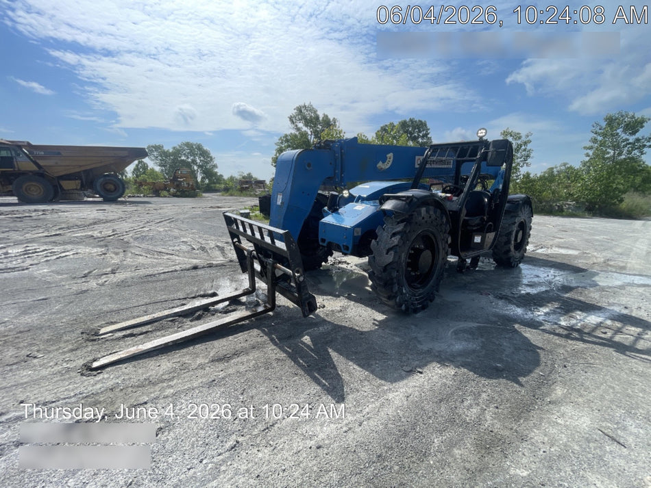 2018 Genie GTH-844 Genie GTH-844 w/ROPS, Work Lights, Solid Tires, RH Cab Mesh, Beacon, 60" Carriage and Forks