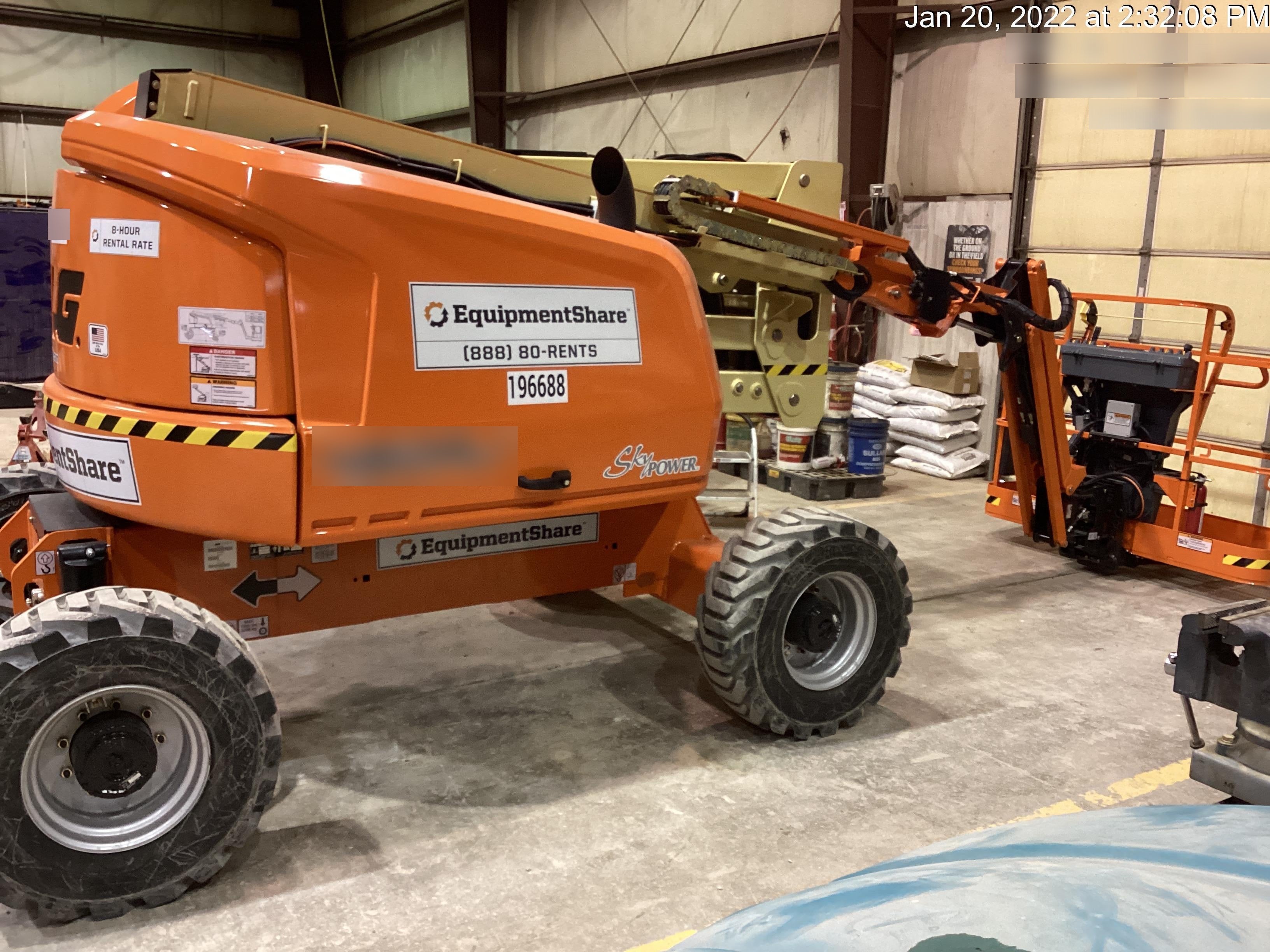 2021 JLG 450AJ