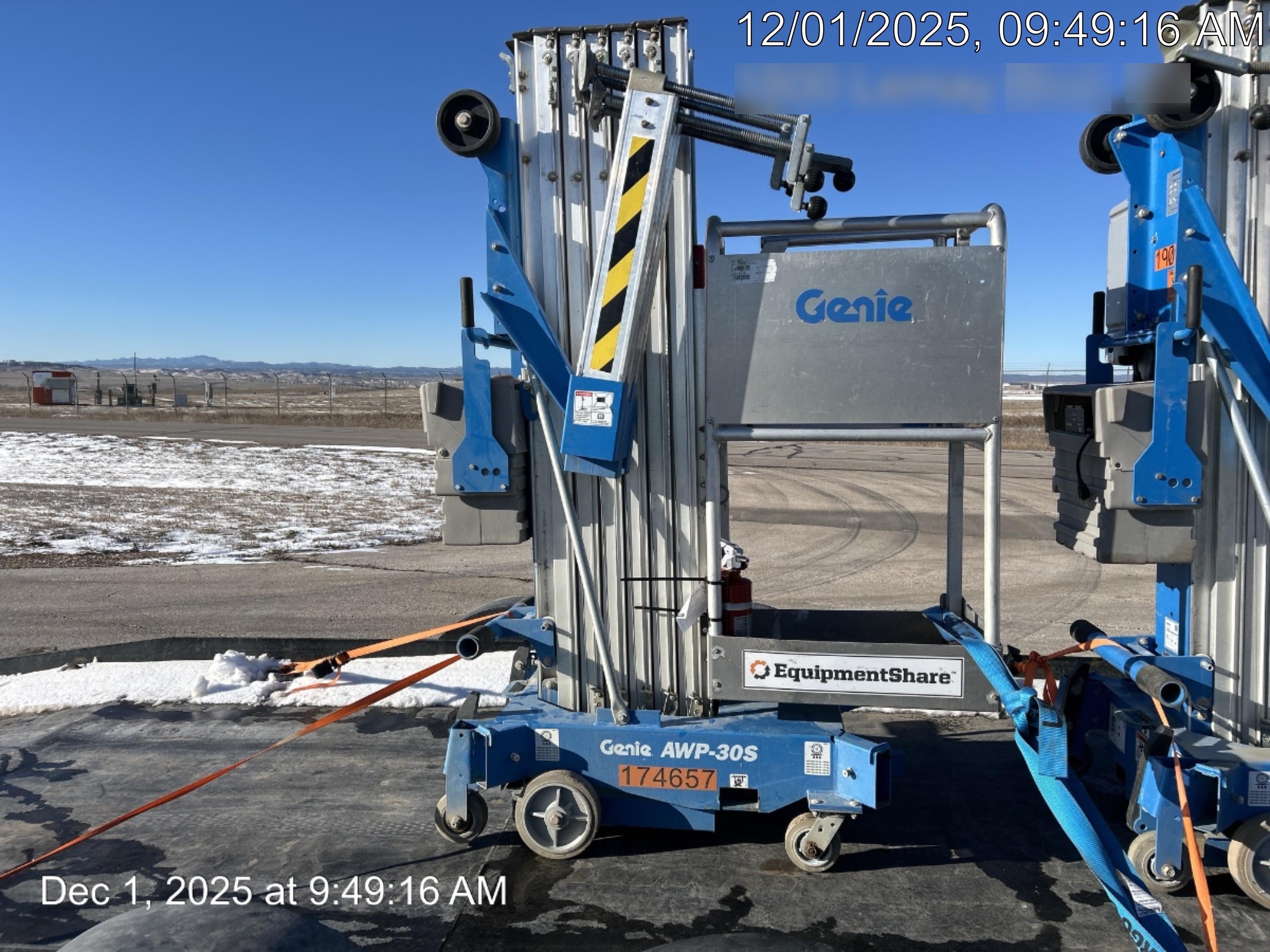 2021 GENIE AWP-30S DC