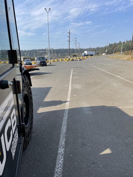 2021 Lincoln Electric Ranger 305 LPG LPG One-Pak (includes undercarriage, tank holder & tank strap) ORANGE