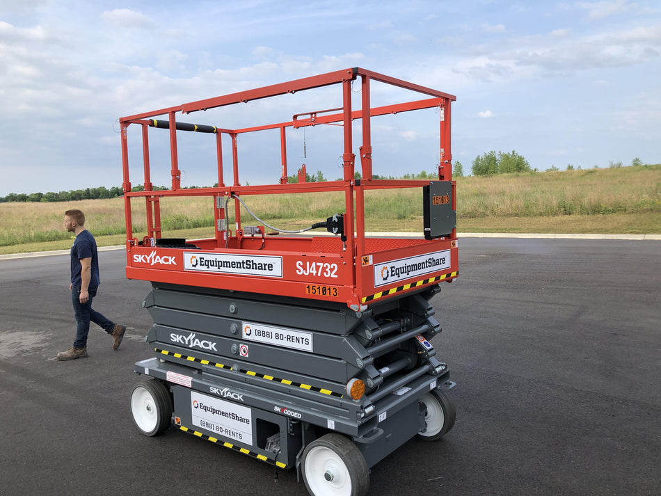 2021 SKYJACK SJ4732