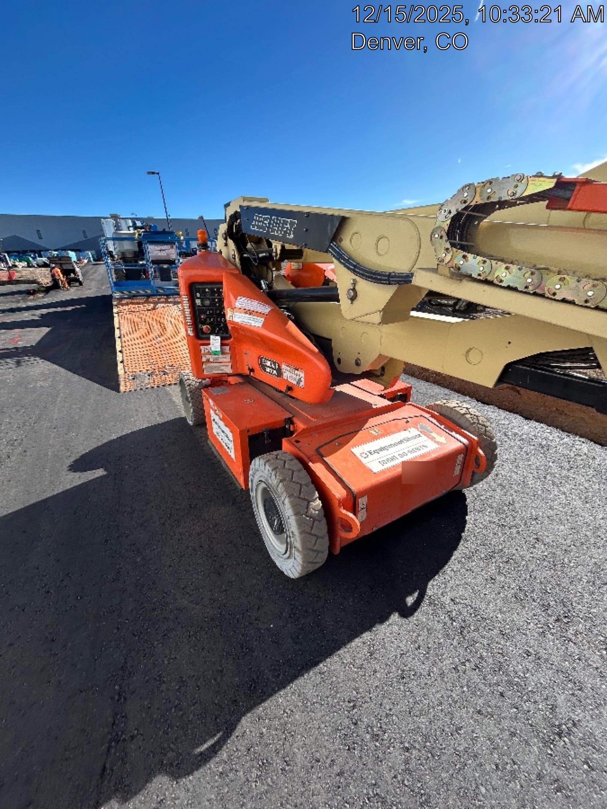 2019 JLG E400AJPN
