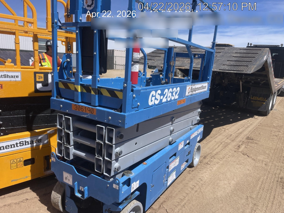 2023 GENIE GS-2632